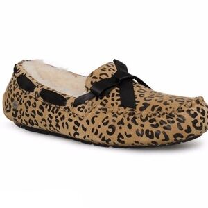 UGG Vintage Rare Women's Dakota Leopard Print Moccasin Slippers Women’s Size 10